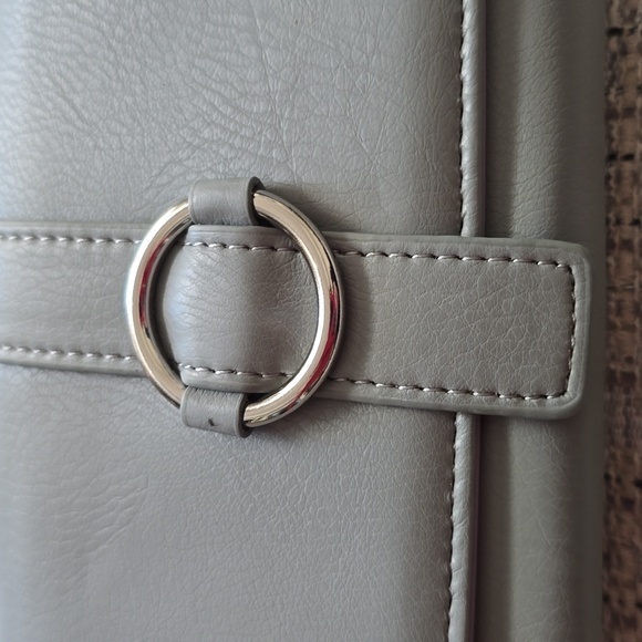 MUNDI BRAND WOMEN'S GRAY WALLET WITH RFID PROTECTION - Picture 3 of 16